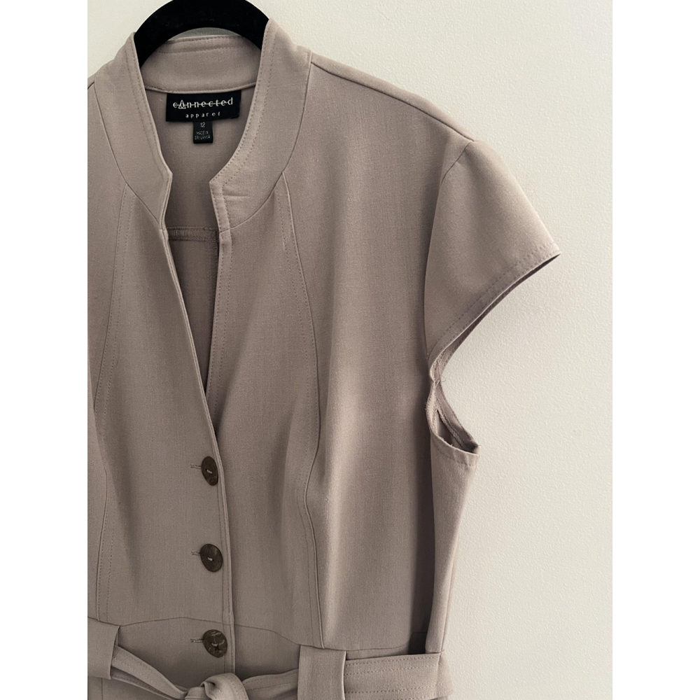 Connected Apparel Dress Womens 12 Taupe Button Front Belted Midi Cap Sleeve Work - Picture 3 of 11